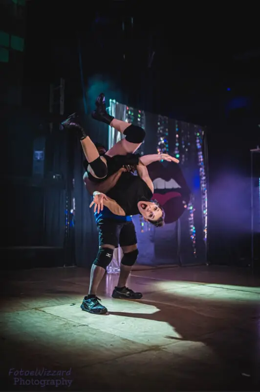 Va Va Vixens Performer Dark Genie