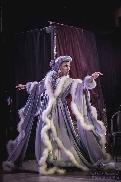 Va Va Vixens Performer Salem VytchTryells